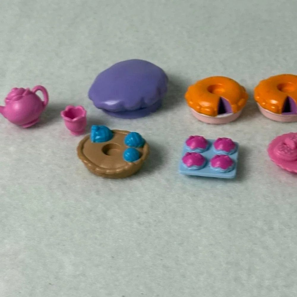 Gabby's Dollhouse Kitchen Accessories Lot Food Tea Set Pies Cookies Baking